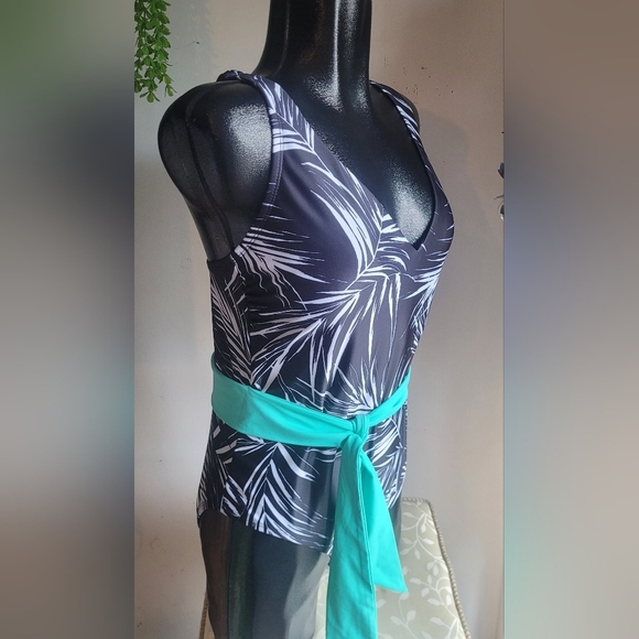 George Plus Black and White Swimsuit with Aqua Sash Sz.18W - Picture 3 of 7